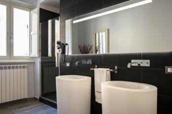 Now Apartments, In The Heart Of 2*