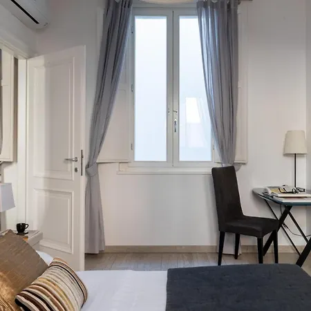 Now Apartments, Aparthotel In The Heart Of Rome Room photo