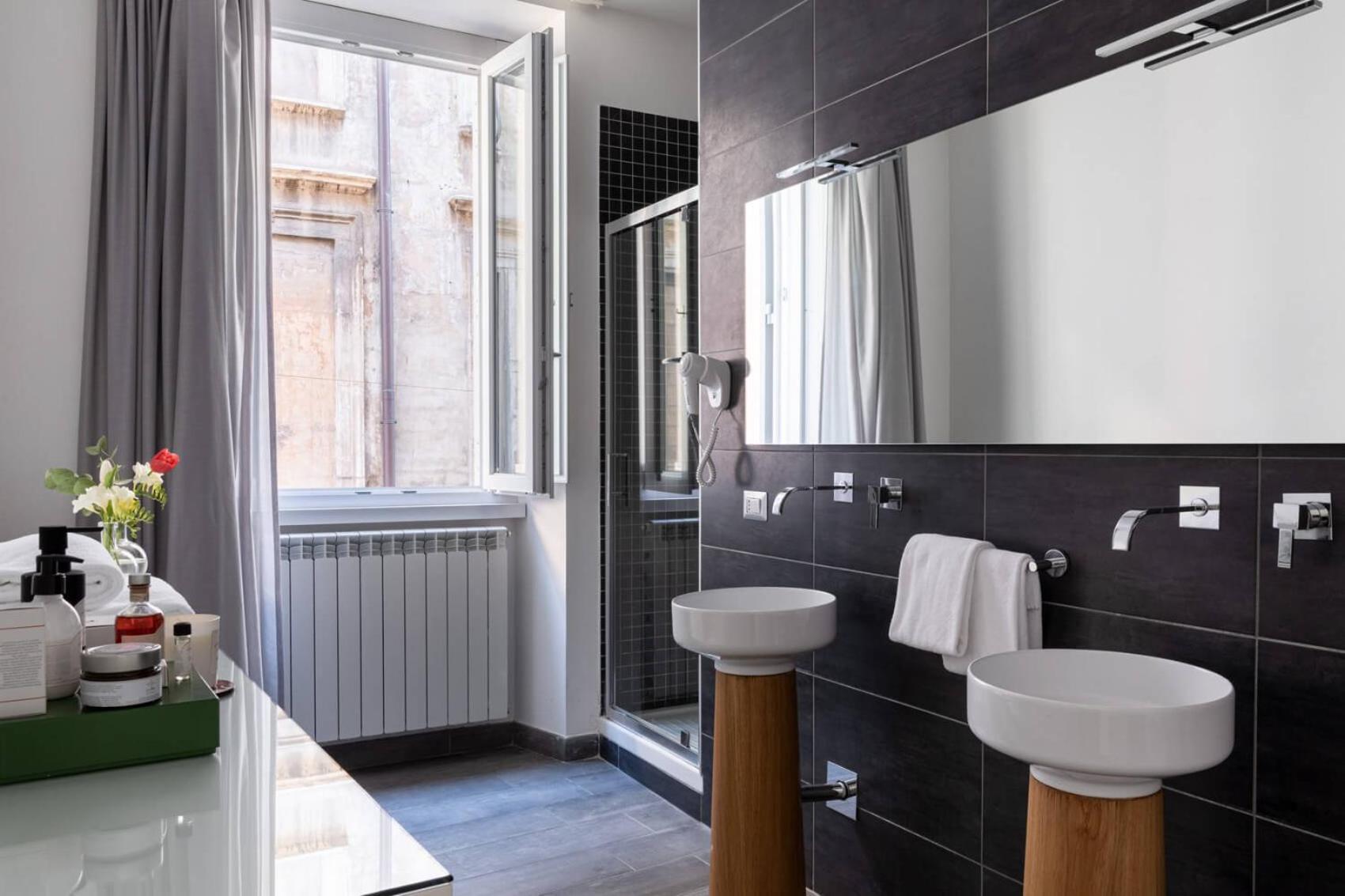 Now Apartments, In The Heart Of Rom