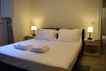 Now Apartments, In The Heart Of 2* Rom