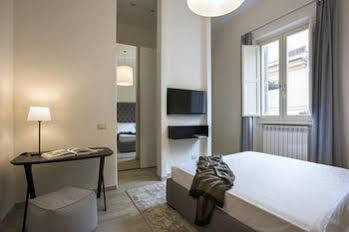 Now Apartments, In The Heart Of 2* Rom